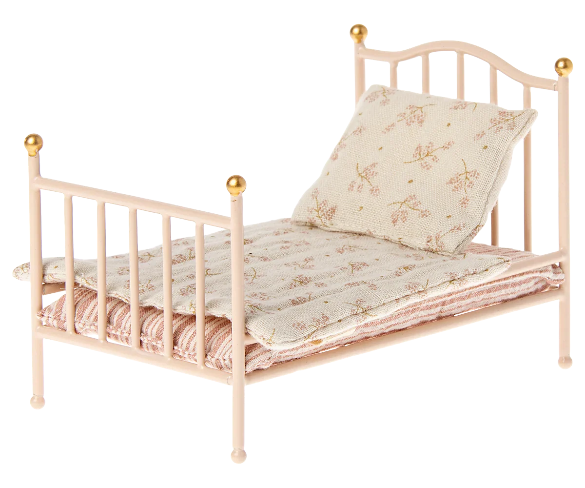 Vintage Mouse Single Bed