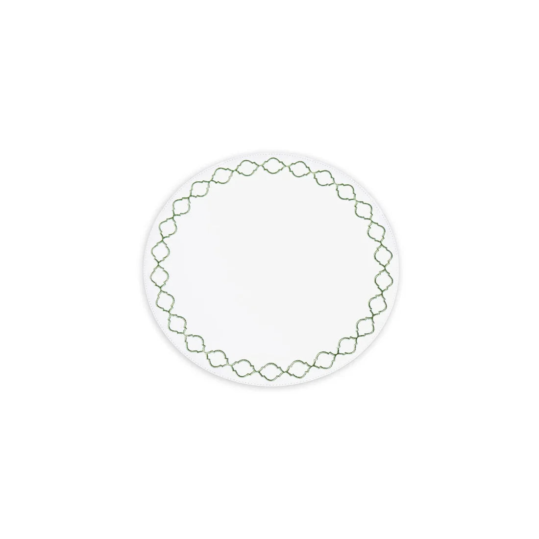 Vida Round Embroidered Quatrefoil Placemats