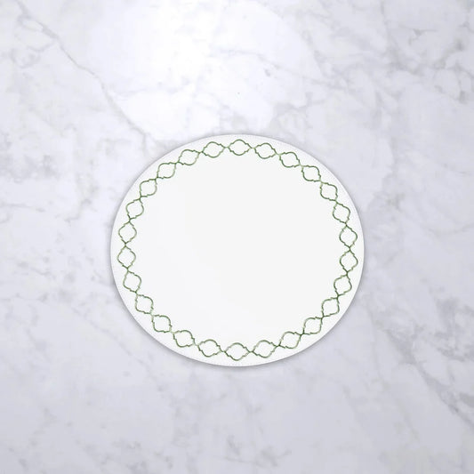Vida Round Embroidered Quatrefoil Placemats