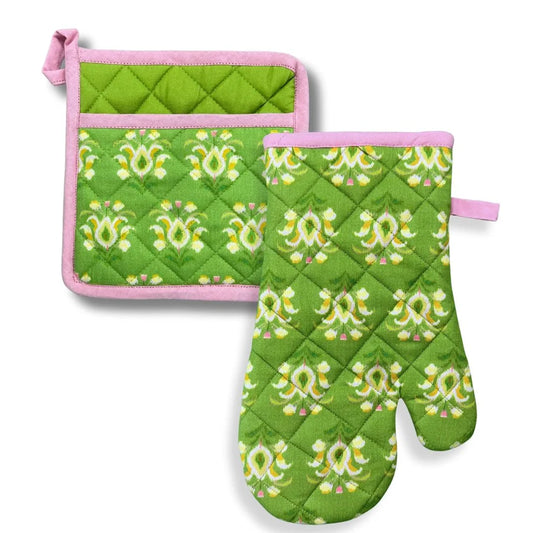 Laura Park Oven Mitt & Pot Holder Set