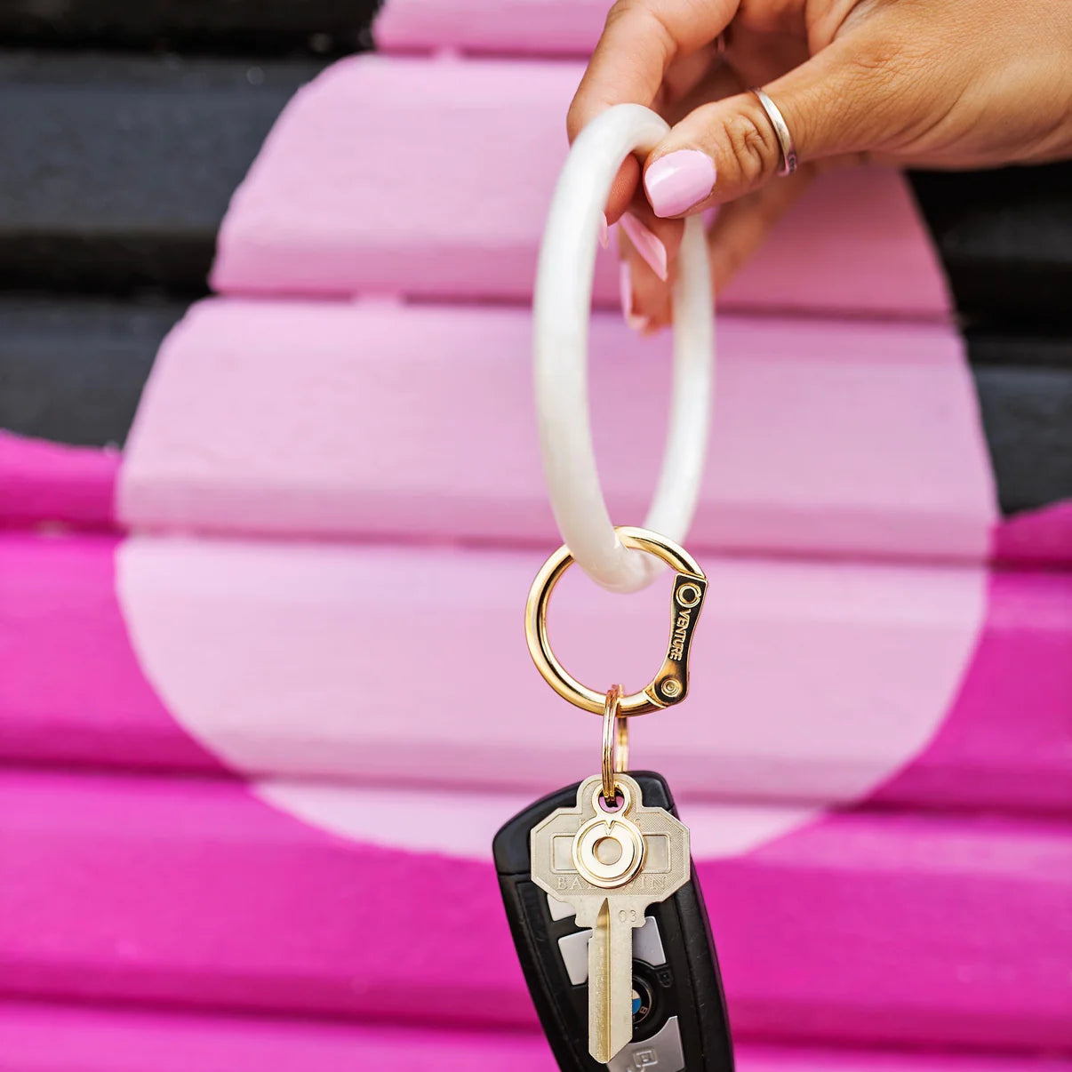 Resin Big O Key Ring