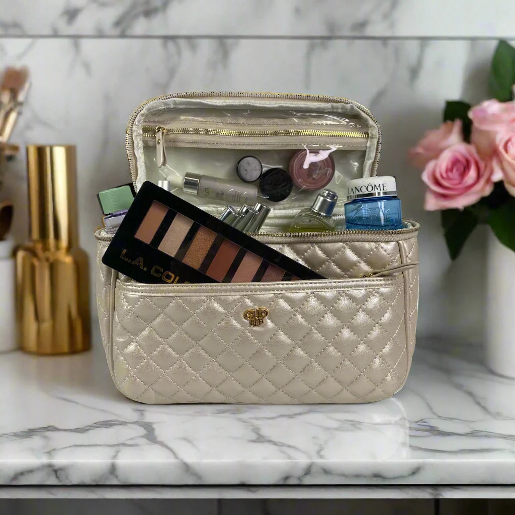 Getaway Classic Train Case - Pearl Quilted