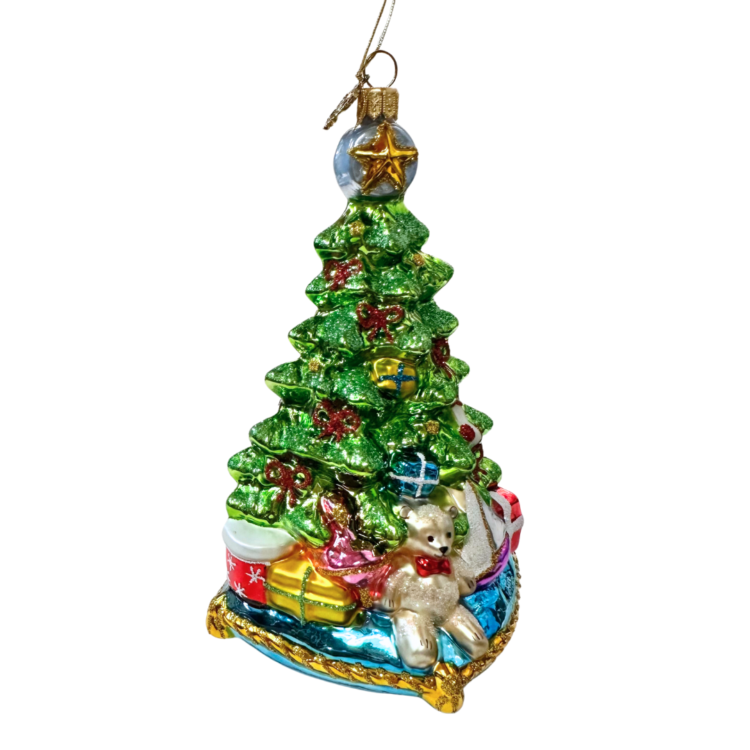 Huras Family Christmas Tree on Pillow
