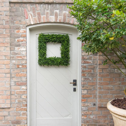 Square Boxwood Wreath 24"