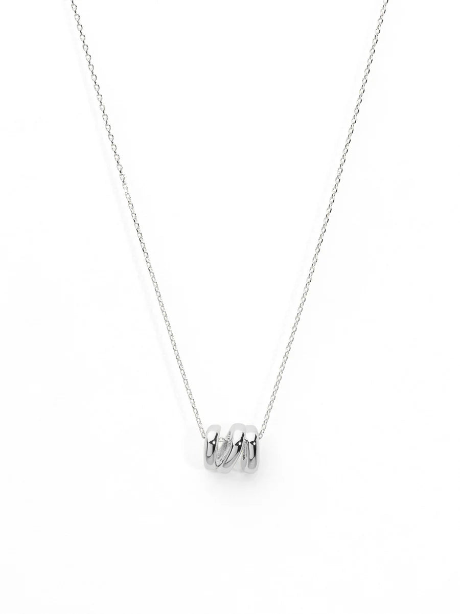 Claw Pendant Necklace
