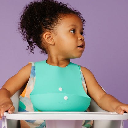 Morepeas roll and snap silicone bib for babies and toddlers